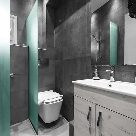 Denizen Boutique Apartments, Nilie Hospitality Mgmt Saloniki