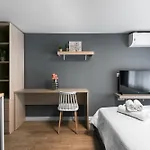 Denizen Boutique Apartments, Nilie Hospitality Mgmt * Soluň